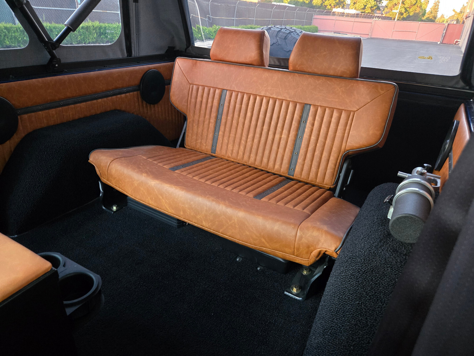 Ford-Bronco-1970-19