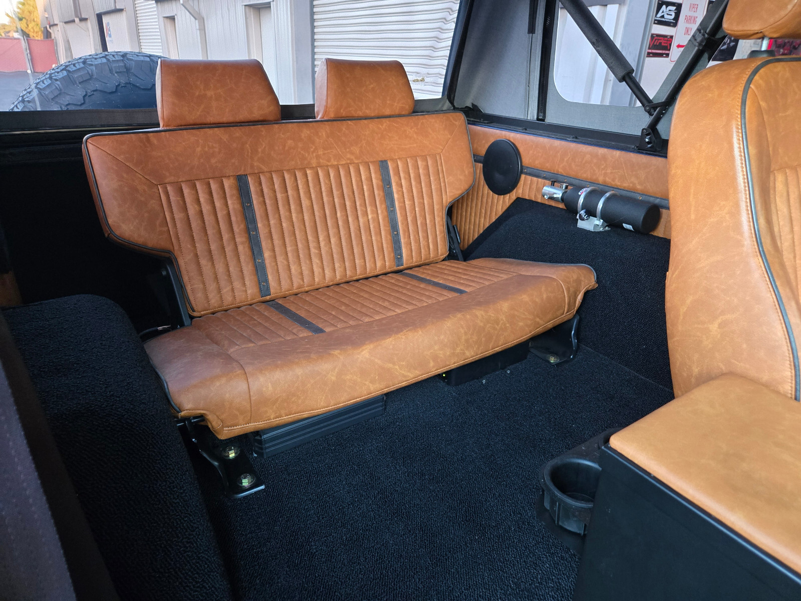 Ford-Bronco-1970-21