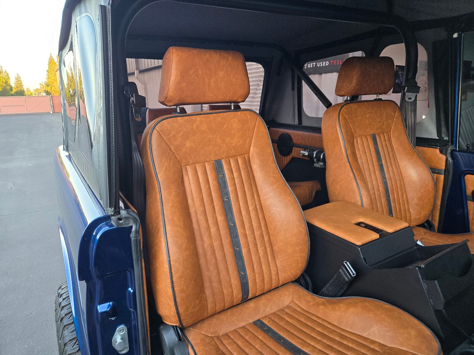 Ford-Bronco-1970-22