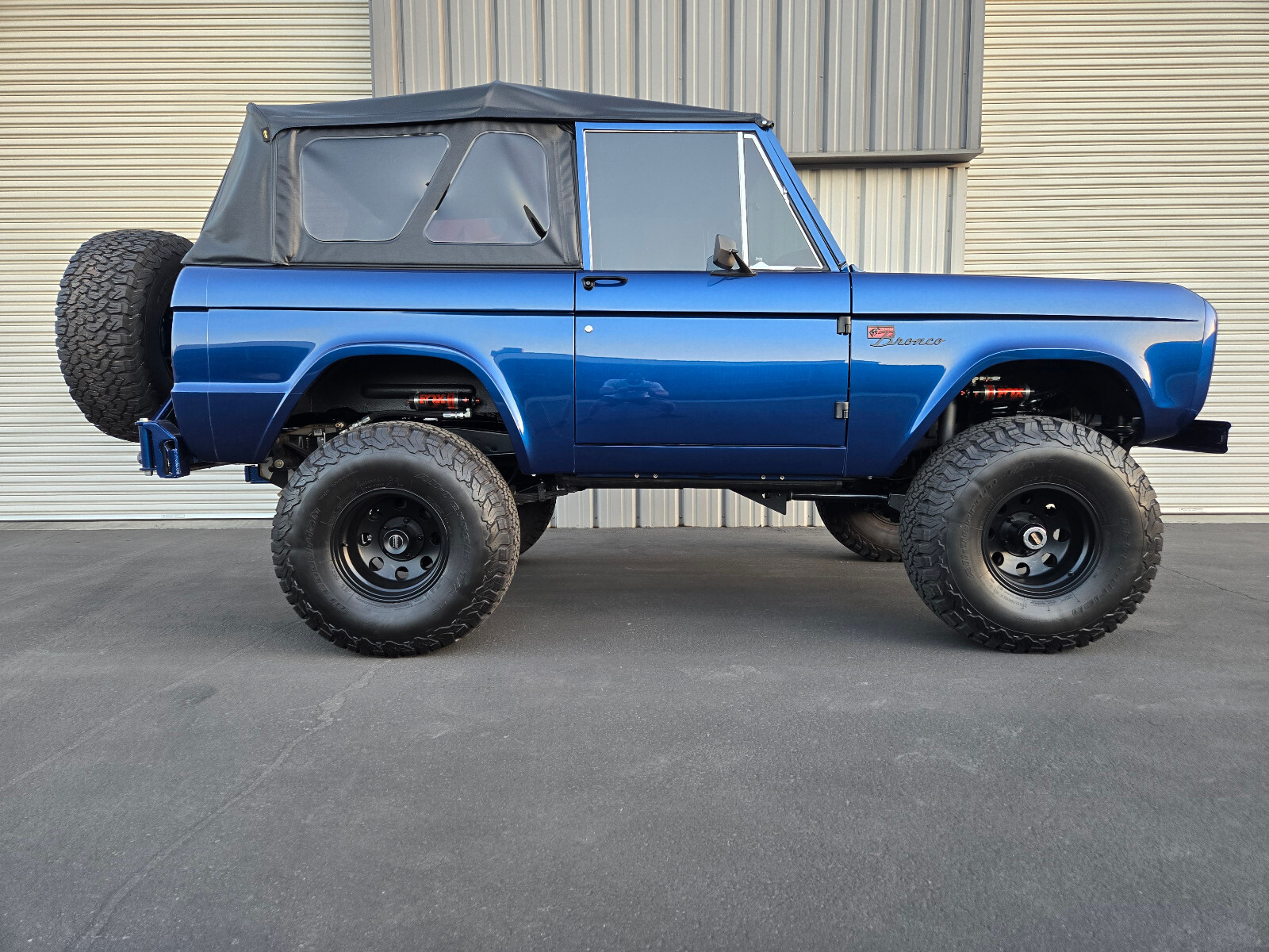 Ford-Bronco-1970-5