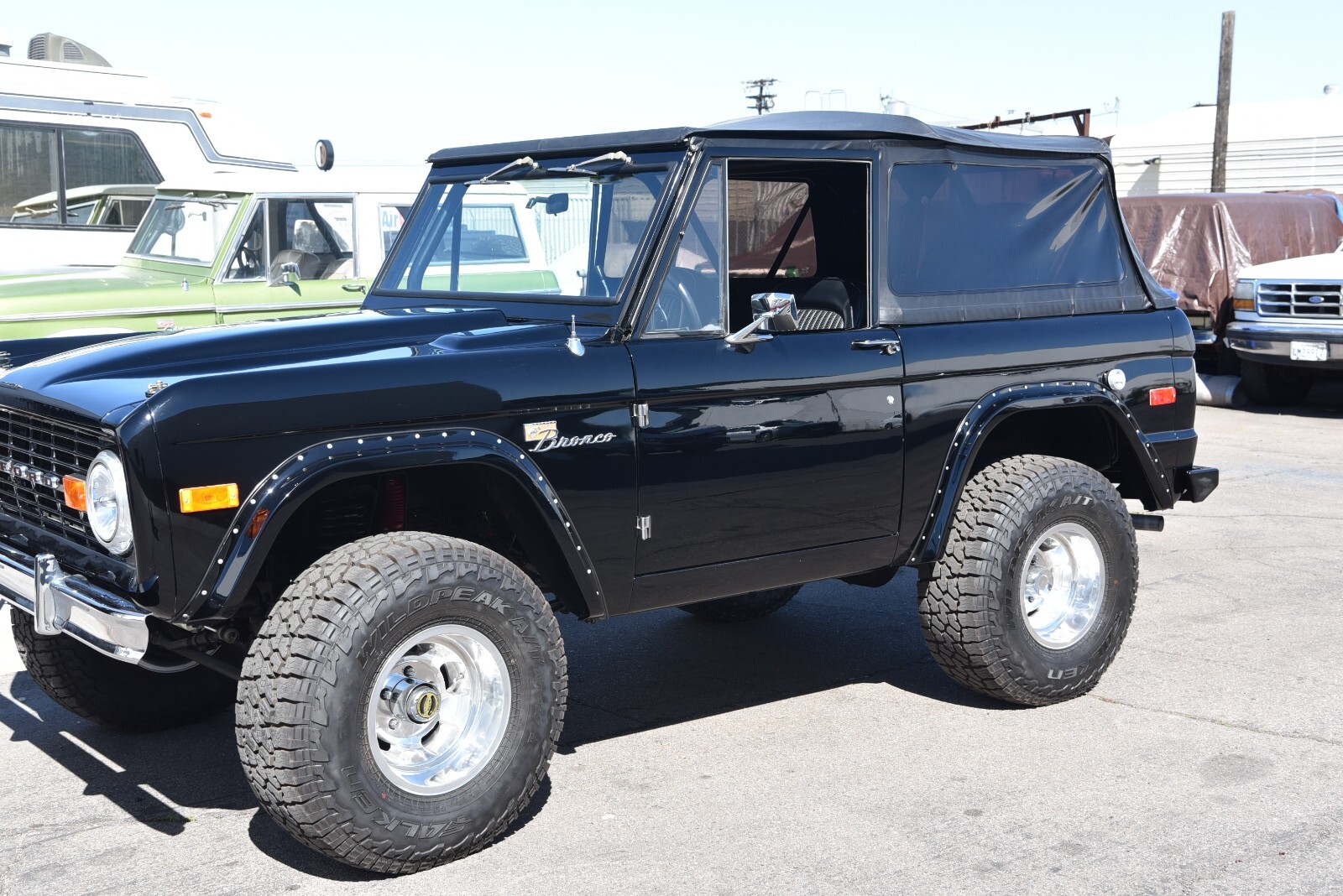 Ford-Bronco-1970-5
