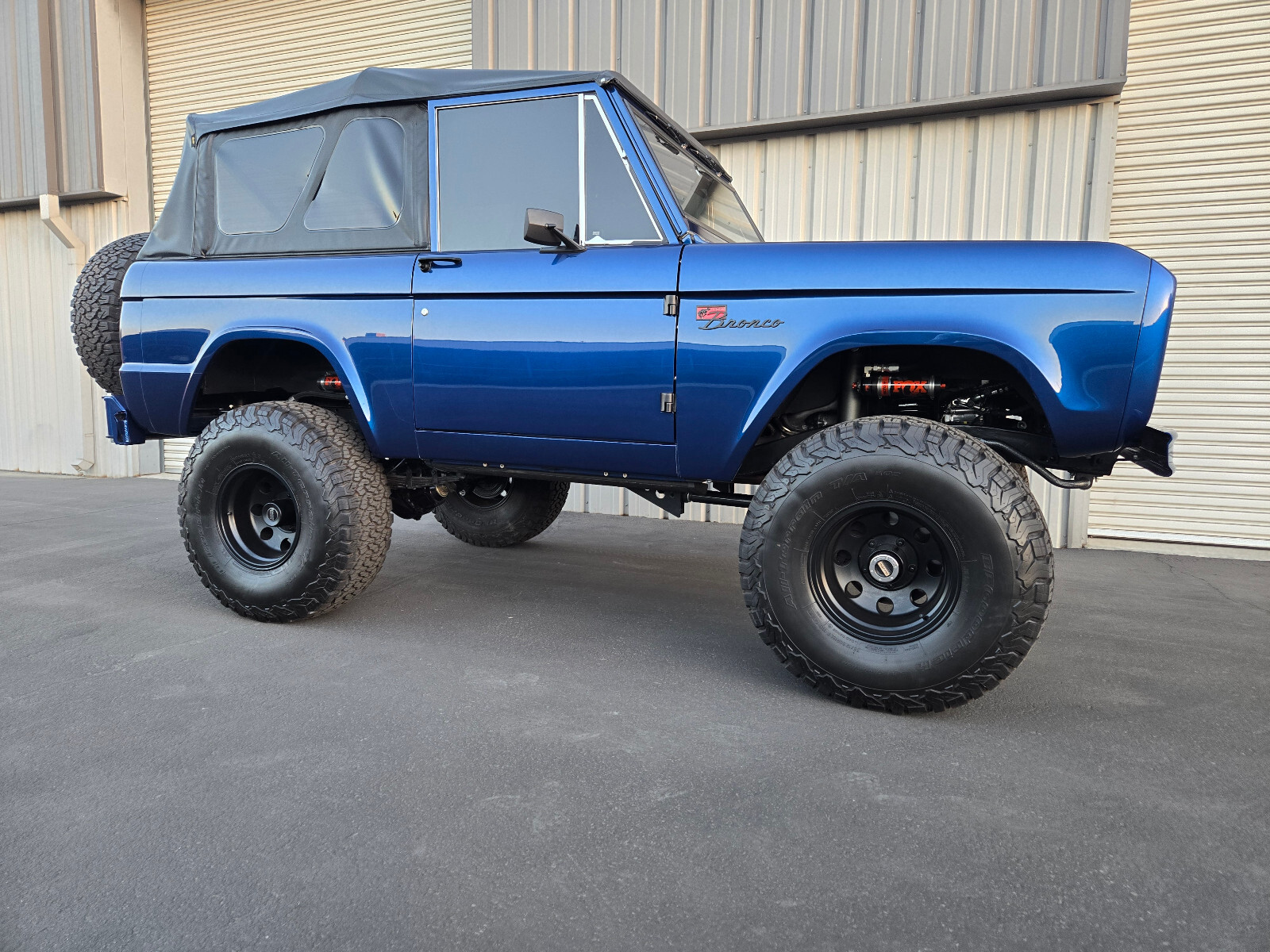 Ford-Bronco-1970-6
