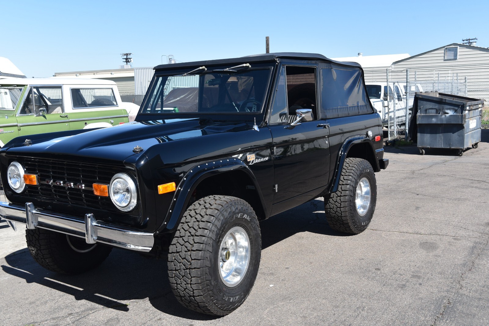 Ford-Bronco-1970-6