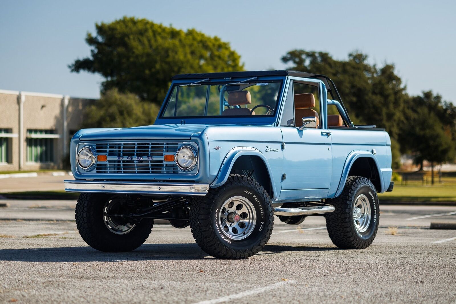 Ford-Bronco-1970-SUV