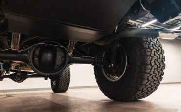 Ford-Bronco-1971-SUV-23