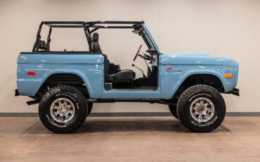 Ford-Bronco-1971-SUV-3