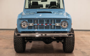 Ford-Bronco-1971-SUV-4