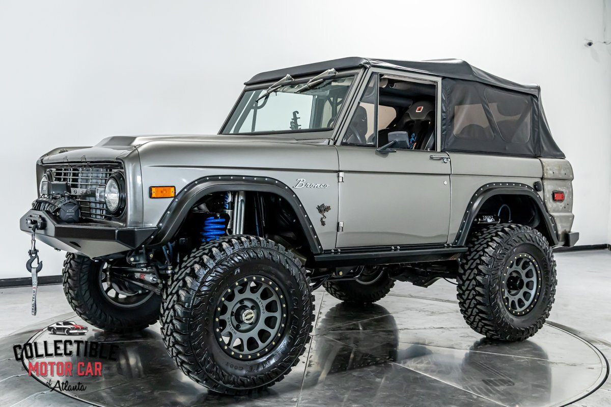 Ford-Bronco-1971-SUV-8