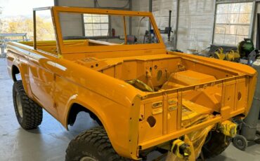 Ford-Bronco-1973-SUV-35