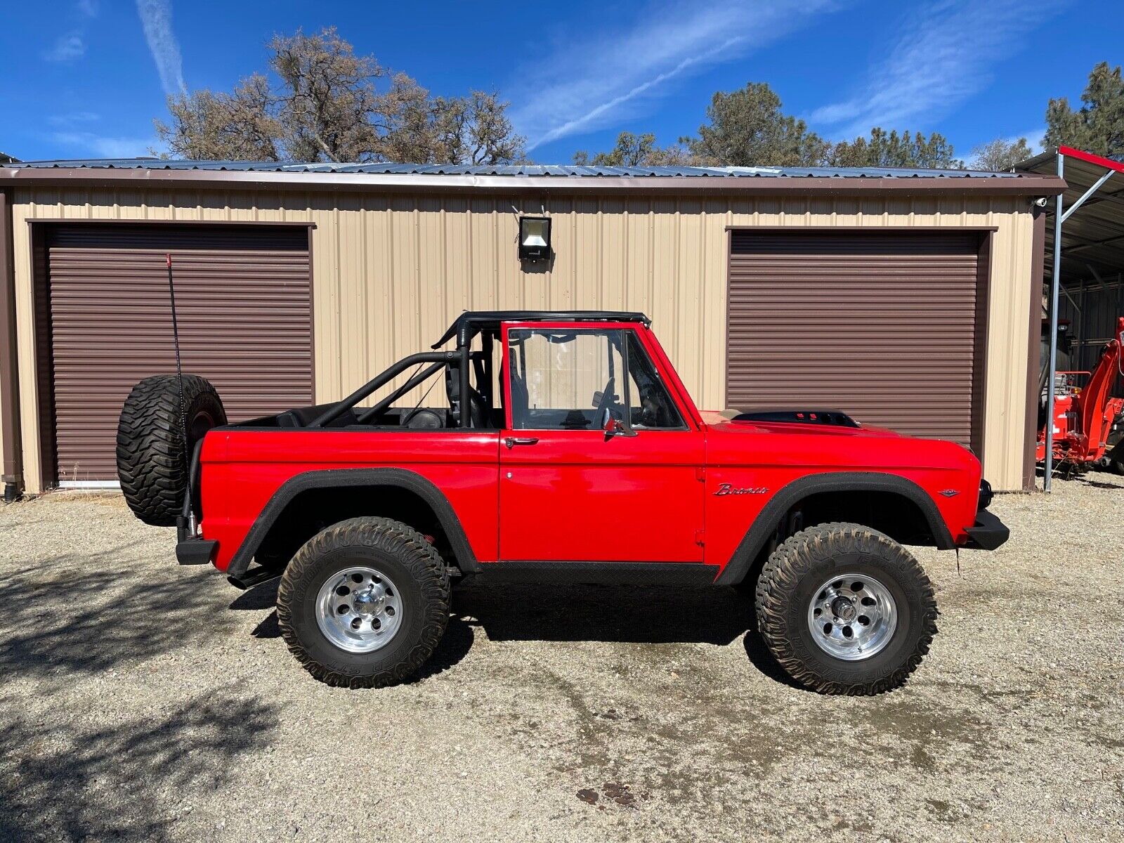 Ford-Bronco-1974-8