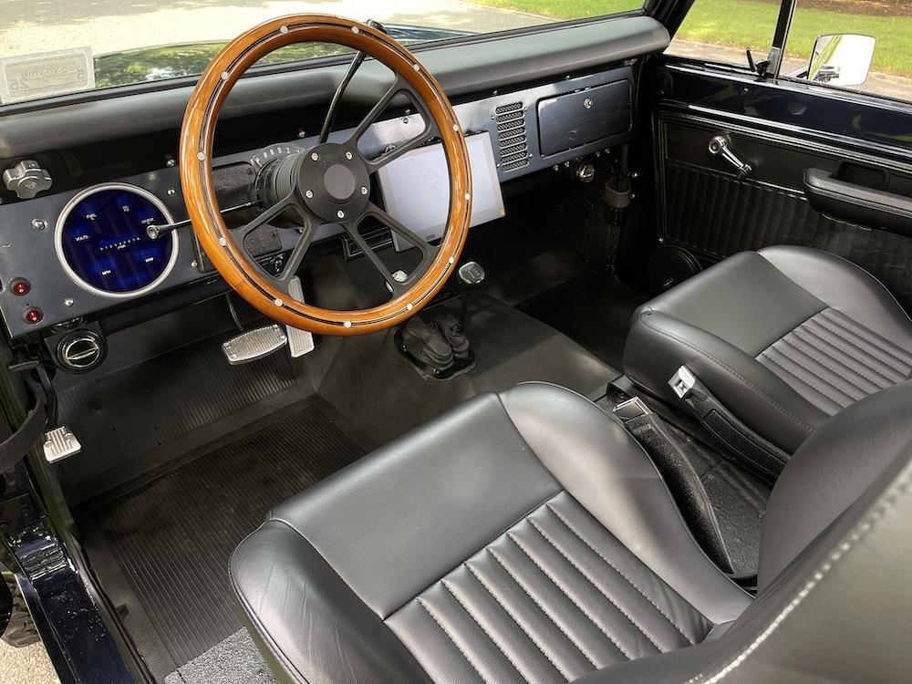 Ford-Bronco-1976-Convertible-1