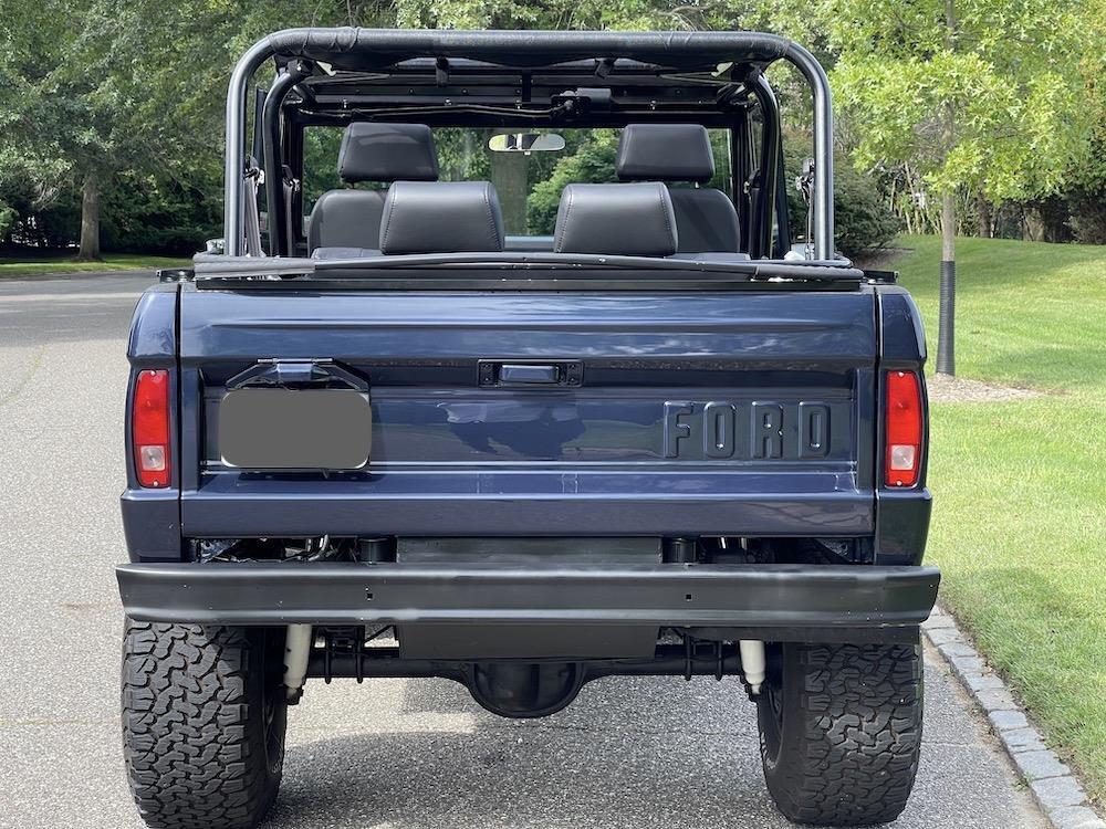 Ford-Bronco-1976-Convertible-15