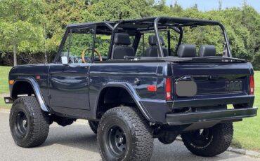 Ford-Bronco-1976-Convertible-17