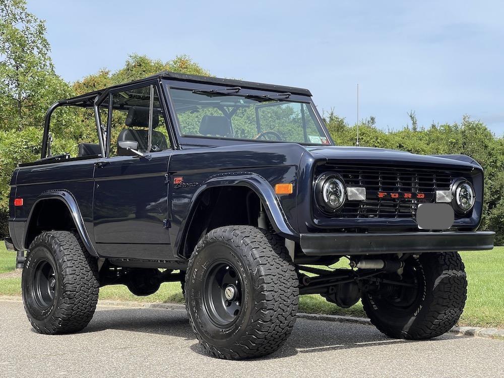Ford-Bronco-1976-Convertible-23