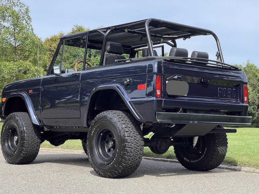 Ford-Bronco-1976-Convertible-26