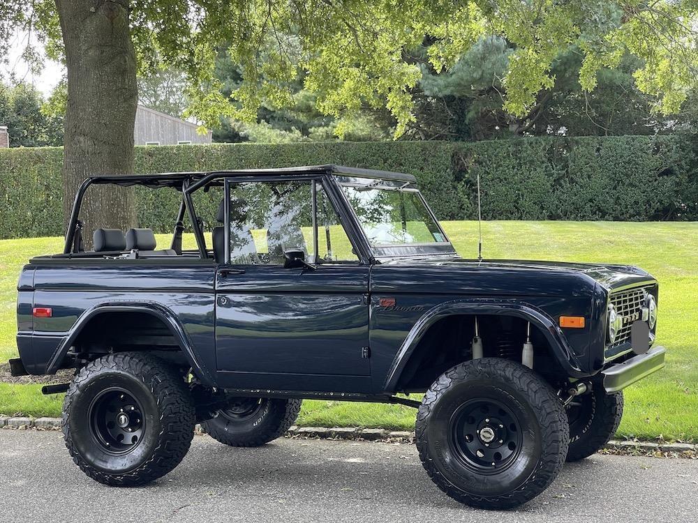 Ford-Bronco-1976-Convertible-27
