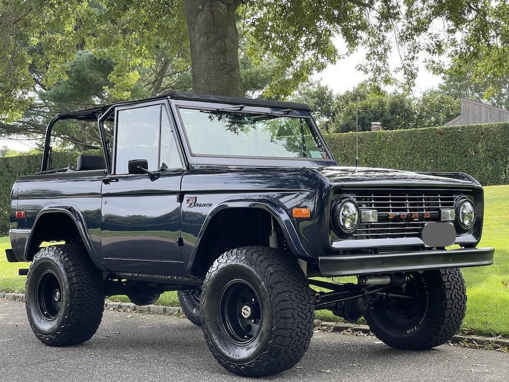 Ford-Bronco-1976-Convertible-28