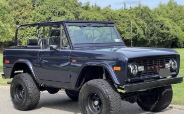 Ford-Bronco-1976-Convertible