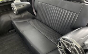 Ford-Bronco-1976-Convertible-38