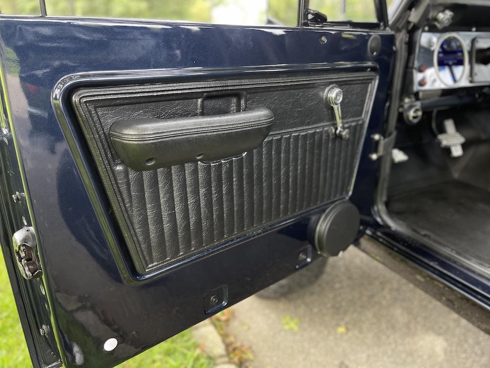 Ford-Bronco-1976-Convertible-39