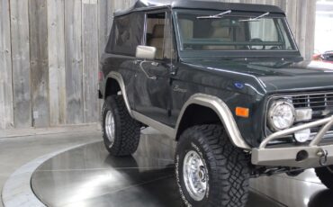 Ford-Bronco-1977-Restomod-10