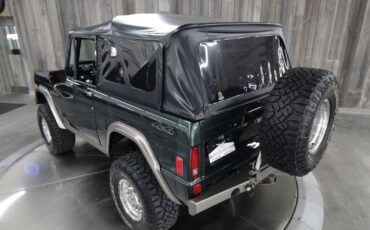 Ford-Bronco-1977-Restomod-17