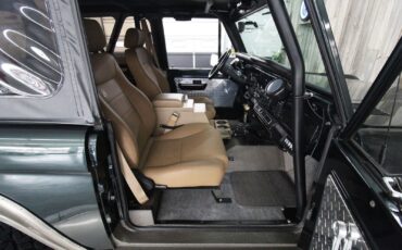 Ford-Bronco-1977-Restomod-28
