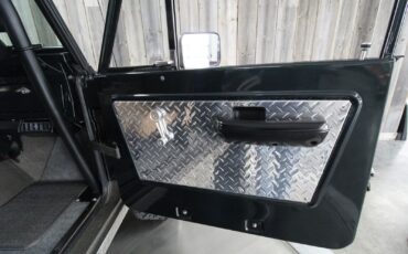 Ford-Bronco-1977-Restomod-30