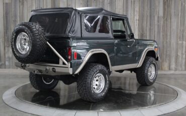 Ford-Bronco-1977-Restomod-5
