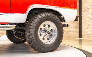 Ford-Bronco-1977-SUV-15