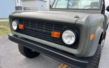 Ford-Bronco-1977-SUV-16