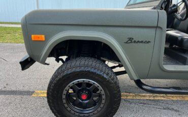 Ford-Bronco-1977-SUV-20