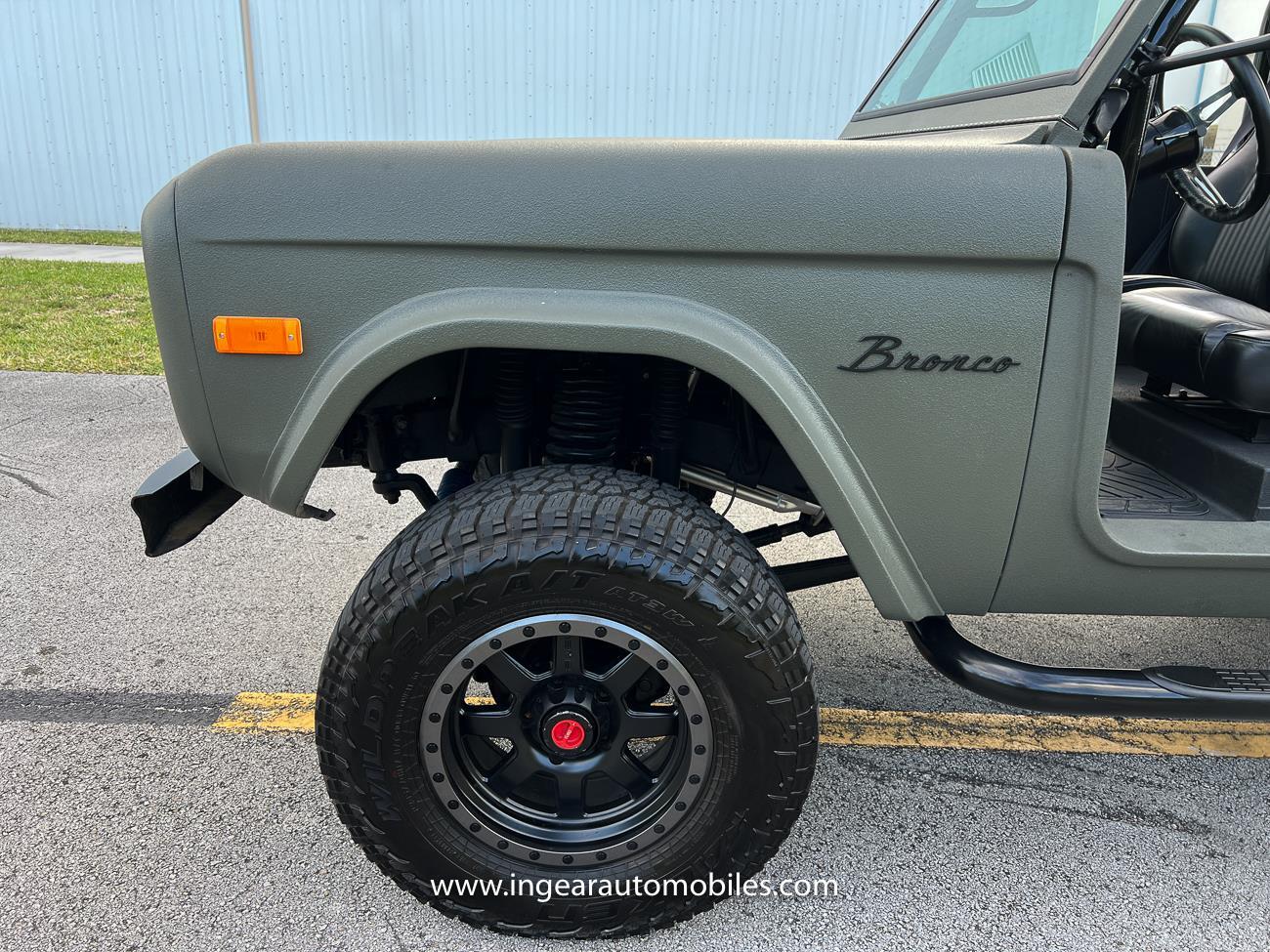 Ford-Bronco-1977-SUV-20