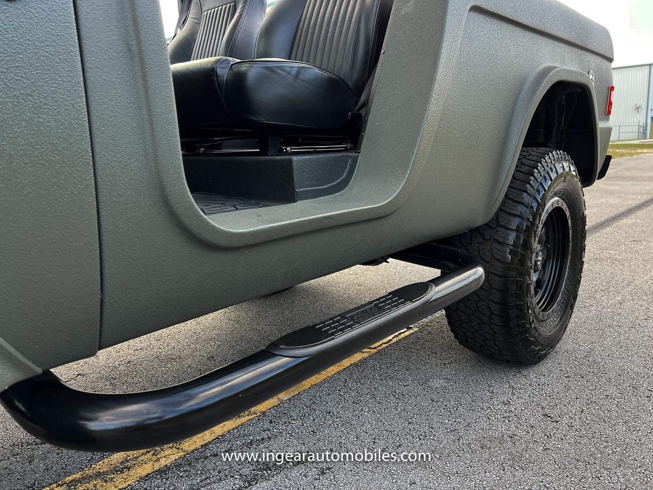 Ford-Bronco-1977-SUV-22