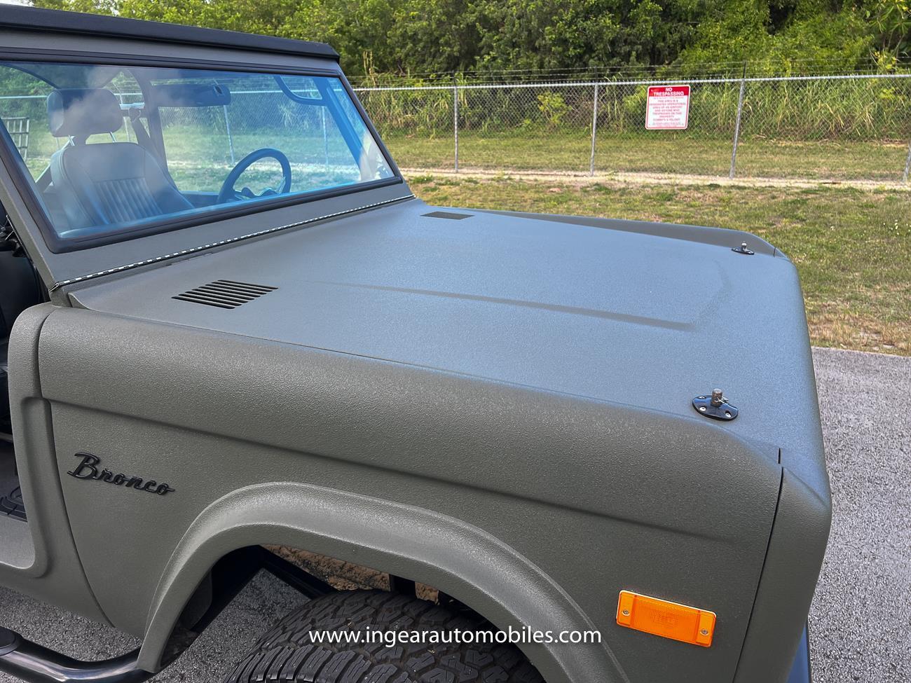 Ford-Bronco-1977-SUV-33