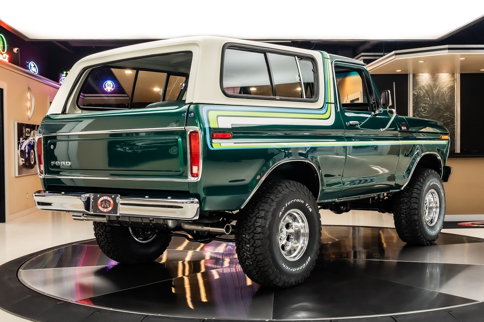 Ford-Bronco-1978-SUV-13