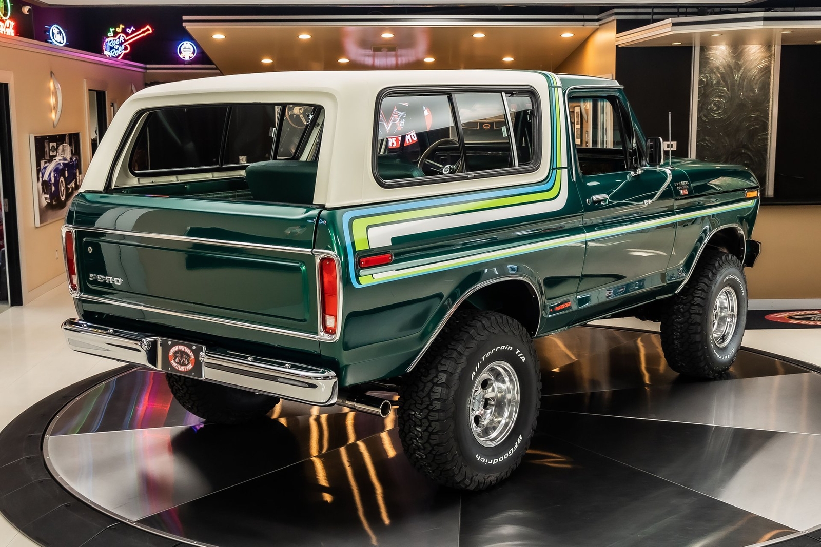 Ford-Bronco-1978-SUV-14