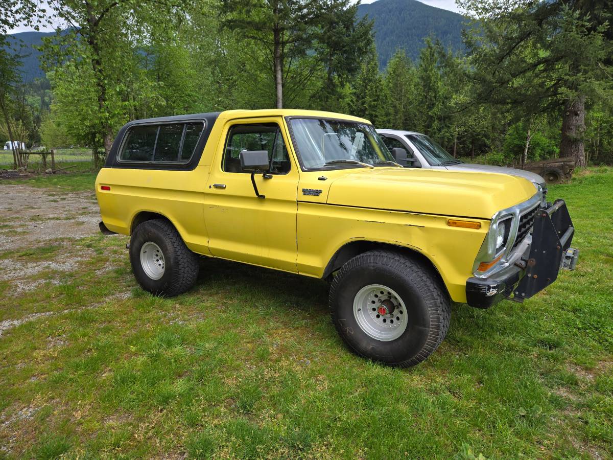 Ford-Bronco-1978-yellow-4