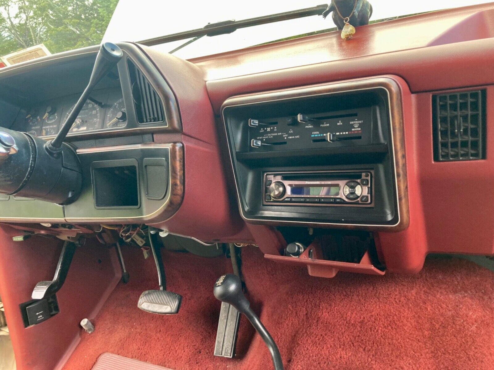Ford-Bronco-1987-SUV-5