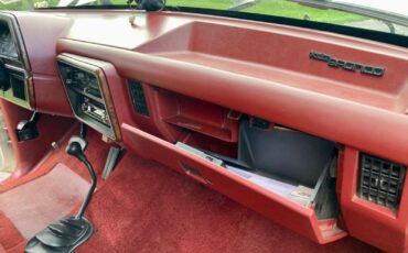 Ford-Bronco-1987-SUV-7