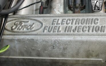Ford-Bronco-1988-15
