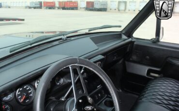 Ford-Bronco-1988-17