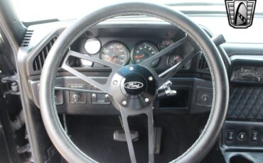 Ford-Bronco-1988-22