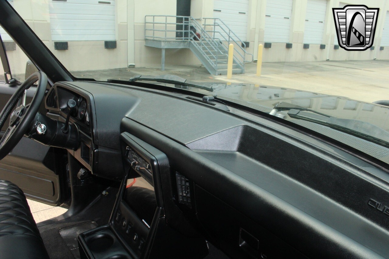 Ford-Bronco-1988-26