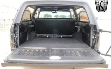 Ford-Bronco-1988-28