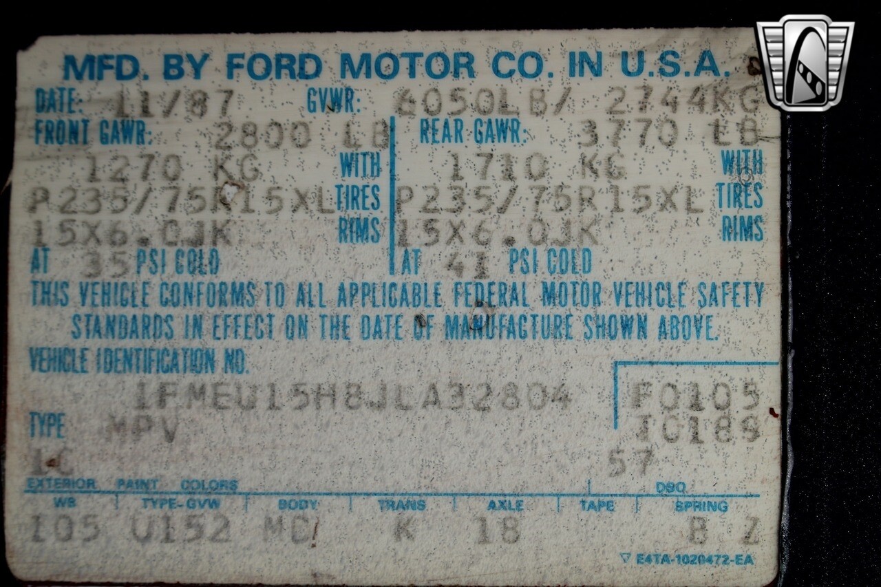 Ford-Bronco-1988-30
