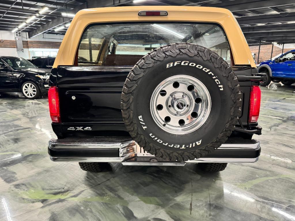 Ford-Bronco-1989-2d-Utility-4wd-4