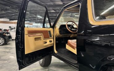 Ford-Bronco-1989-2d-Utility-4wd-8