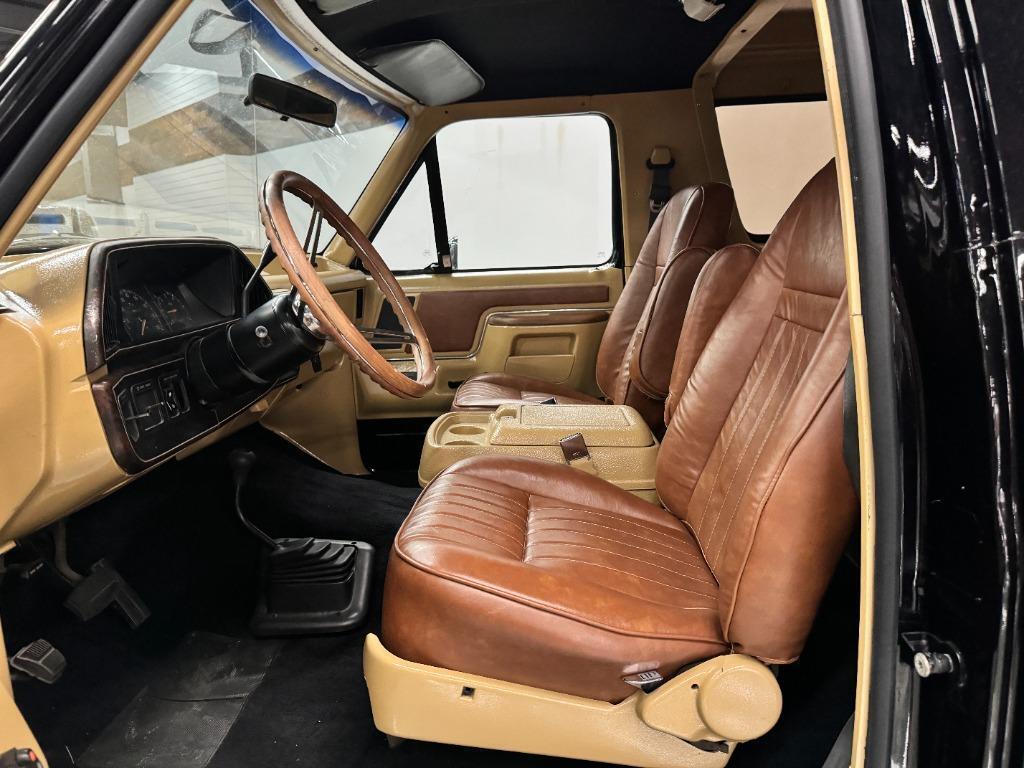 Ford-Bronco-1989-2d-Utility-4wd-9