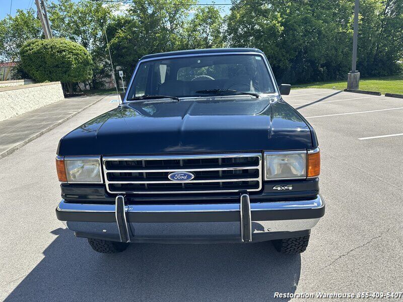 Ford-Bronco-1989-4